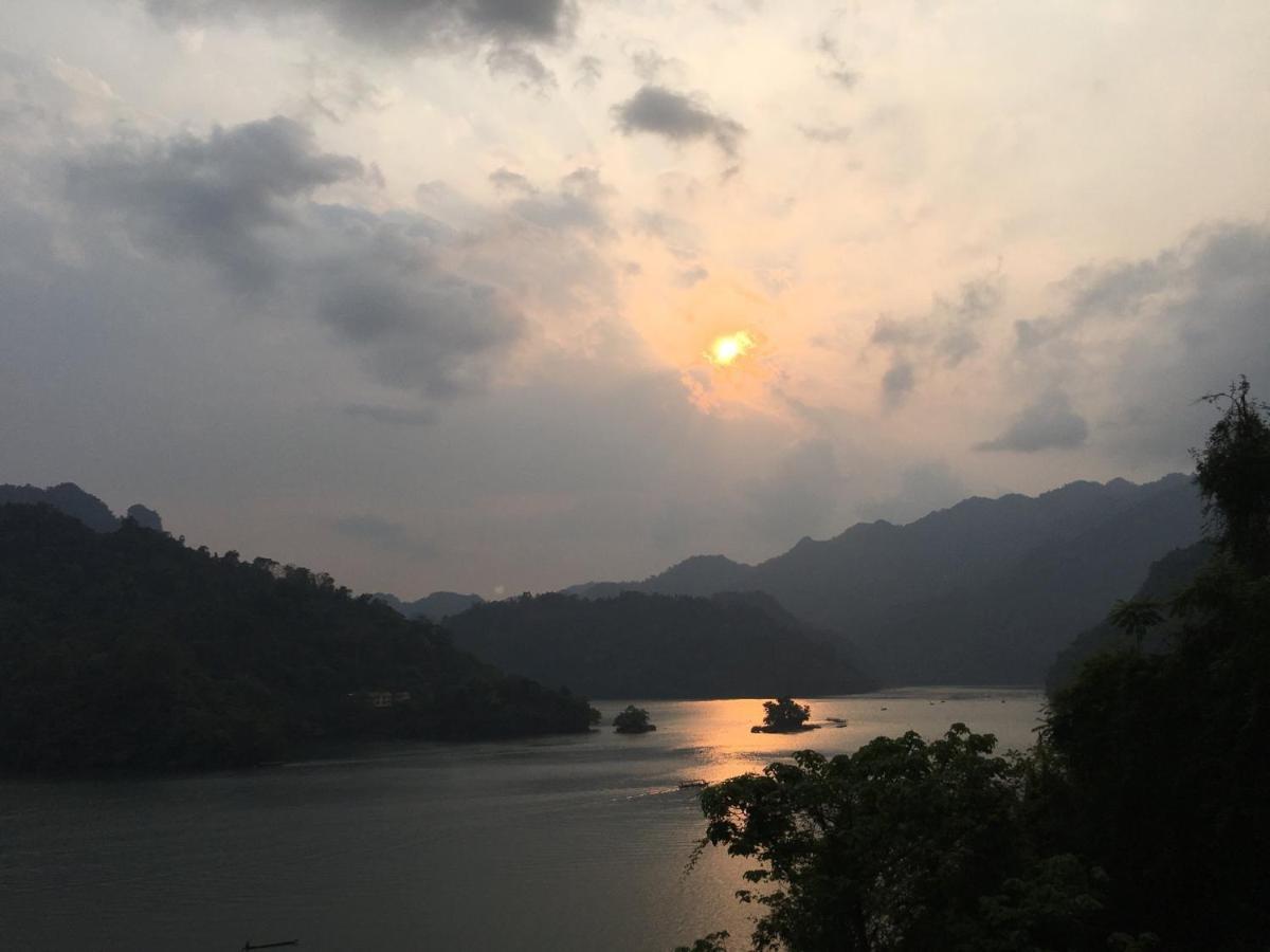 Hoang Quan Homestay Ba Be Екстериор снимка