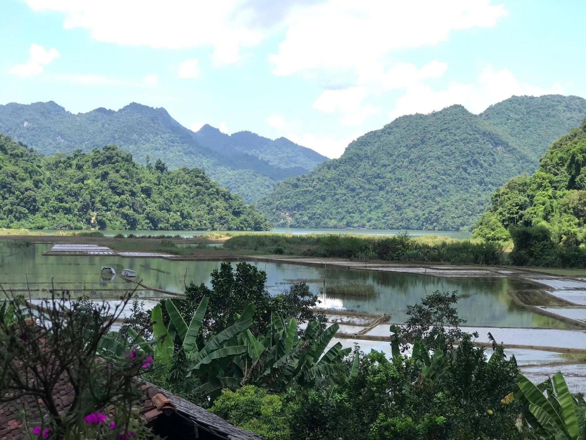 Hoang Quan Homestay Ba Be Екстериор снимка