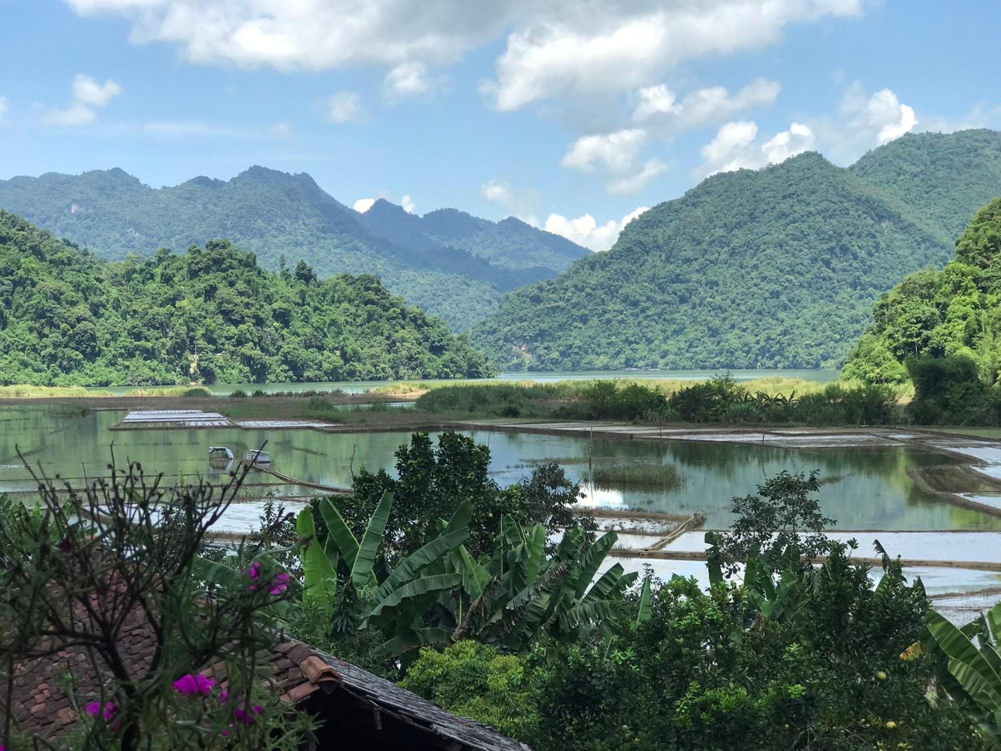 Hoang Quan Homestay Ba Be Екстериор снимка